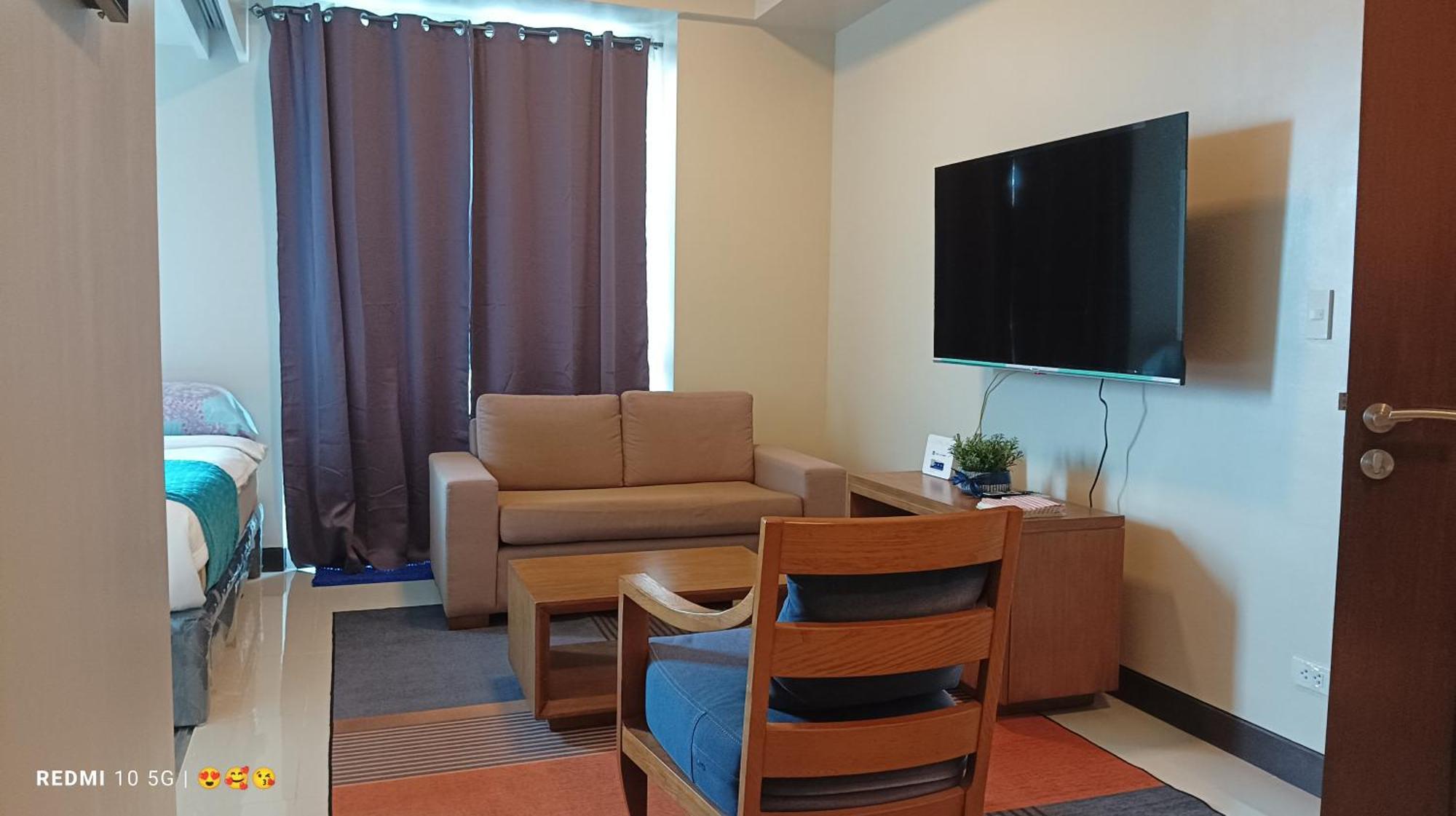 Mactan Newtown Beach Condo Lapu-Lapu City Esterno foto