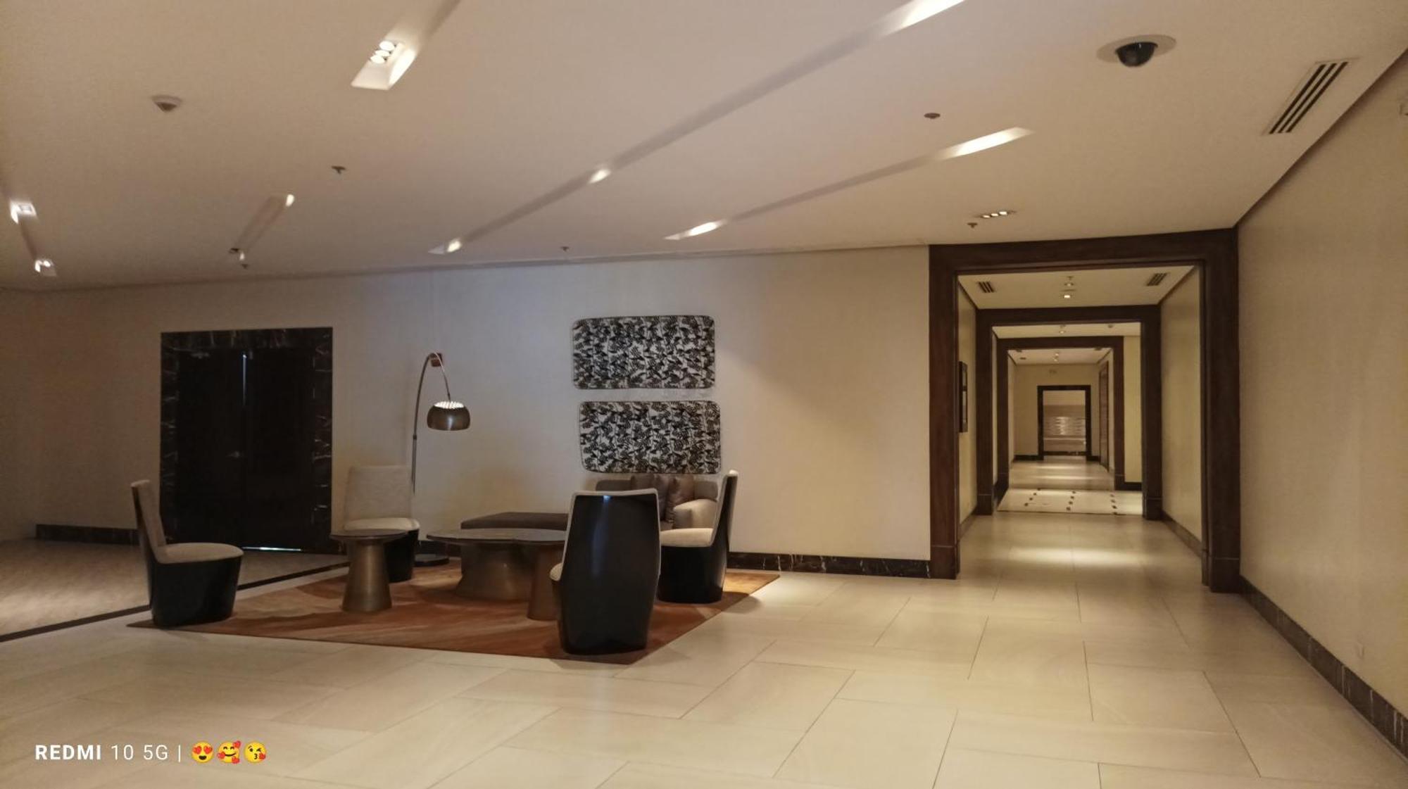 Mactan Newtown Beach Condo Lapu-Lapu City Esterno foto