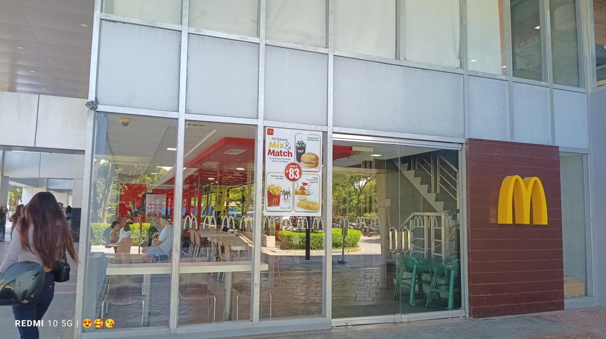 Mactan Newtown Beach Condo Lapu-Lapu City Esterno foto