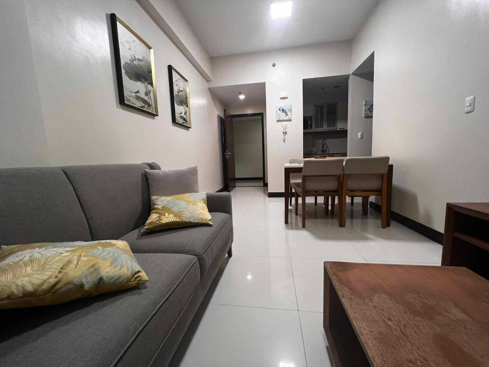 Mactan Newtown Beach Condo Lapu-Lapu City Esterno foto