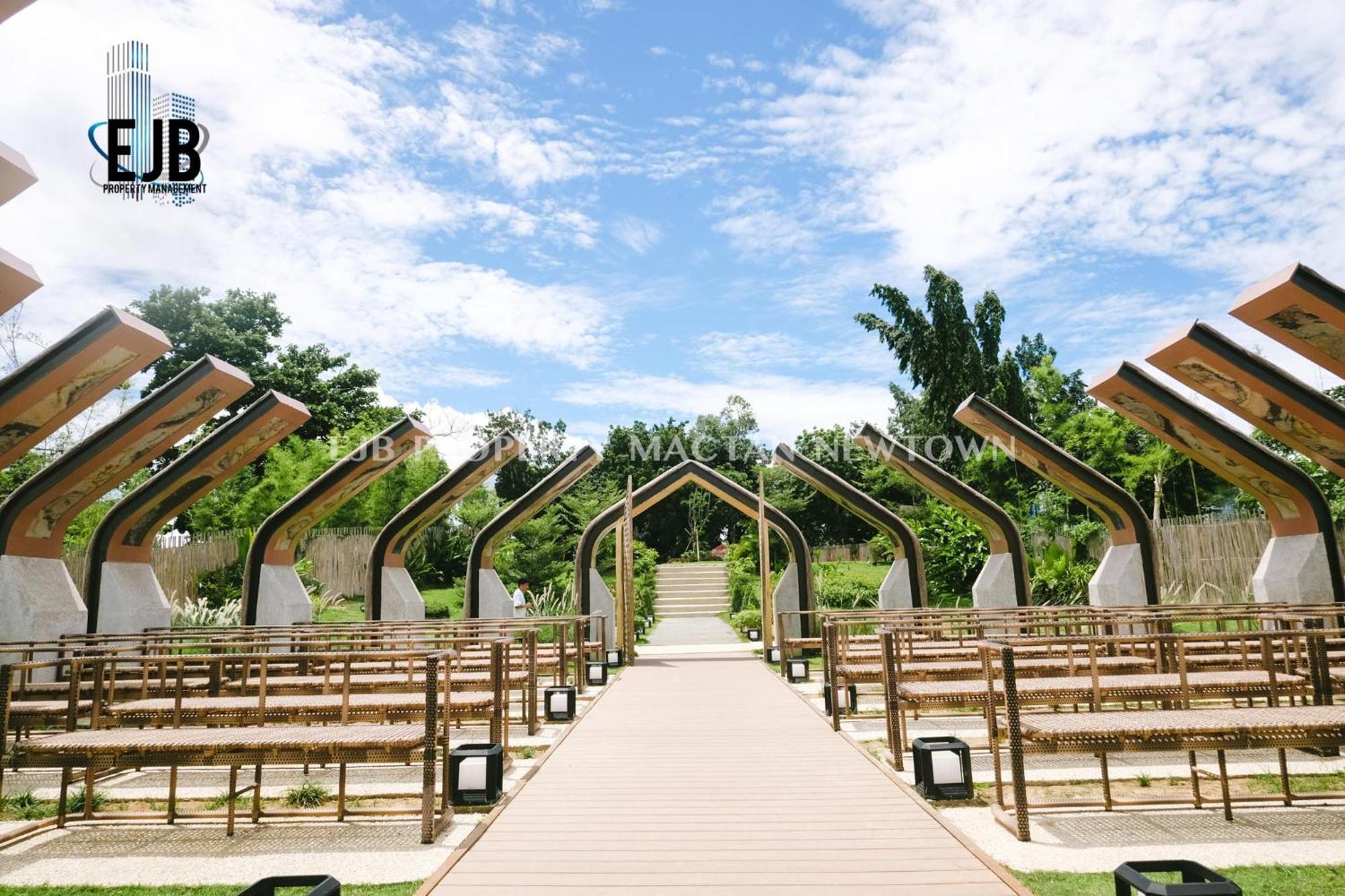 Mactan Newtown Beach Condo Lapu-Lapu City Esterno foto