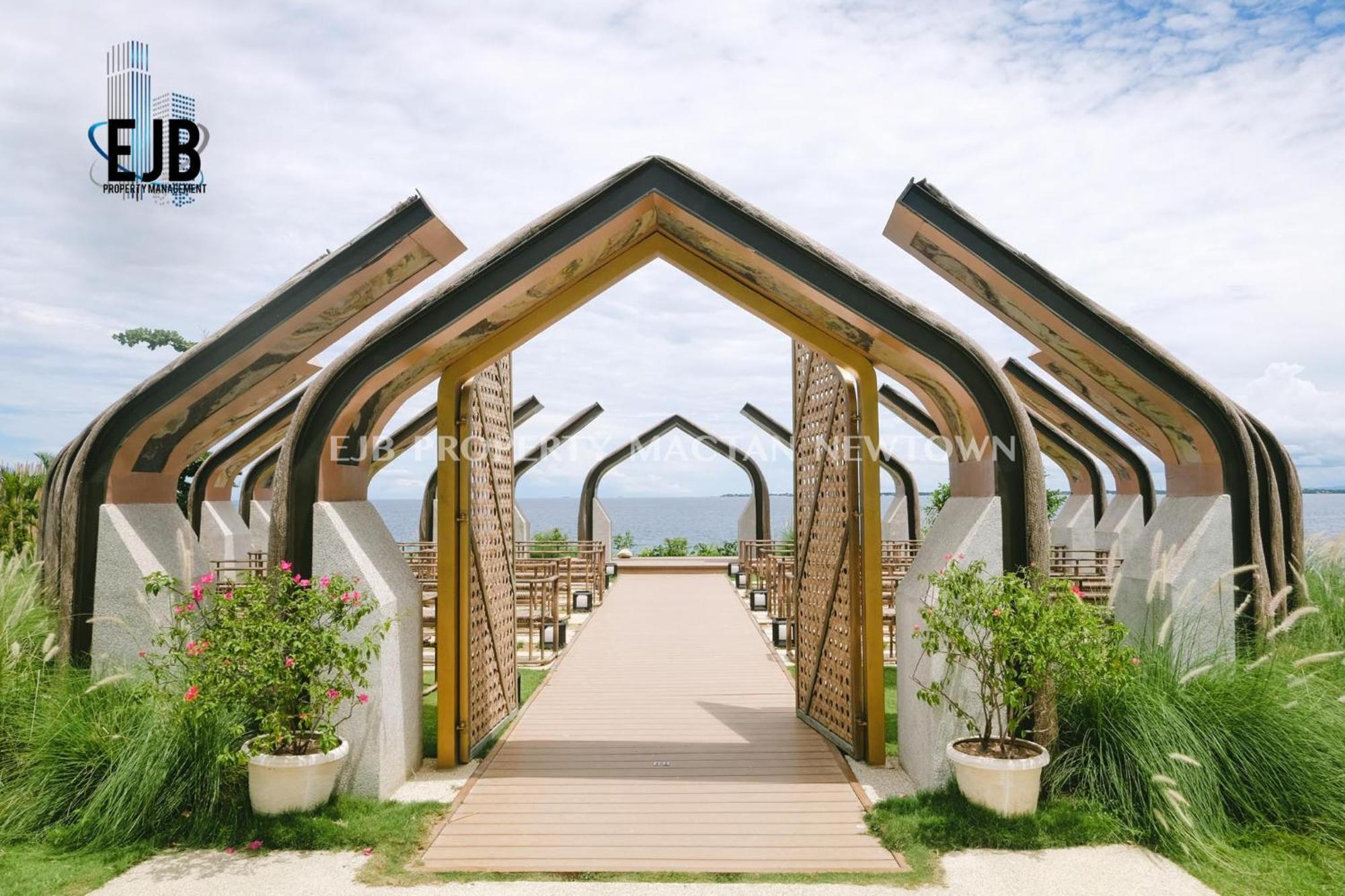 Mactan Newtown Beach Condo Lapu-Lapu City Esterno foto